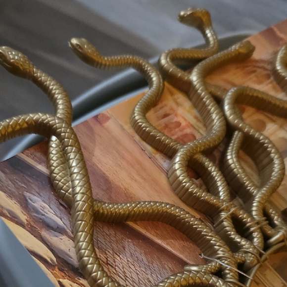 Spirit Reptile Headband - Metallic Gold - Picture 4 of 6